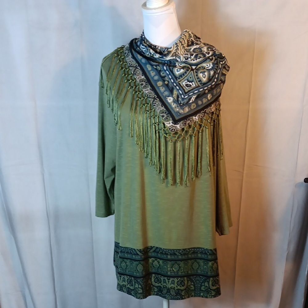 One World Green Tunic Top with Patterned Detachable Scarf